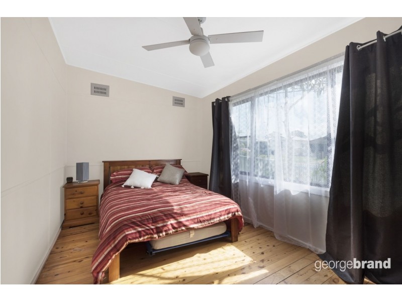 11 Glenlake Avenue, Toukley NSW 2263