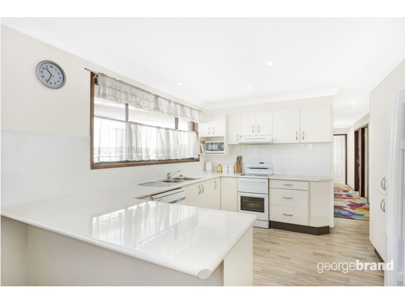 43 Pacific Highway, Lake Haven NSW 2263