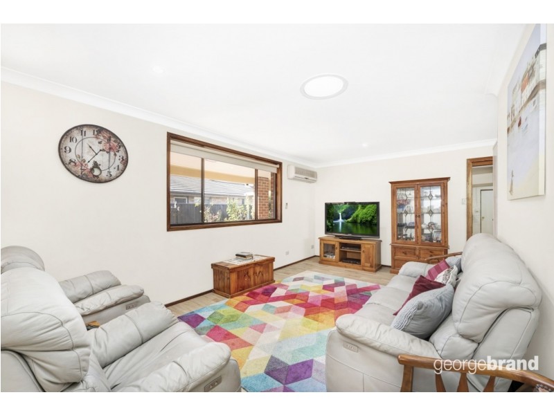 43 Pacific Highway, Lake Haven NSW 2263