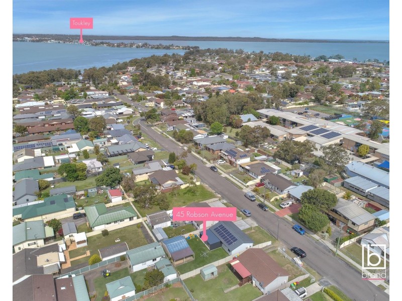 45 Robson Avenue, Gorokan NSW 2263