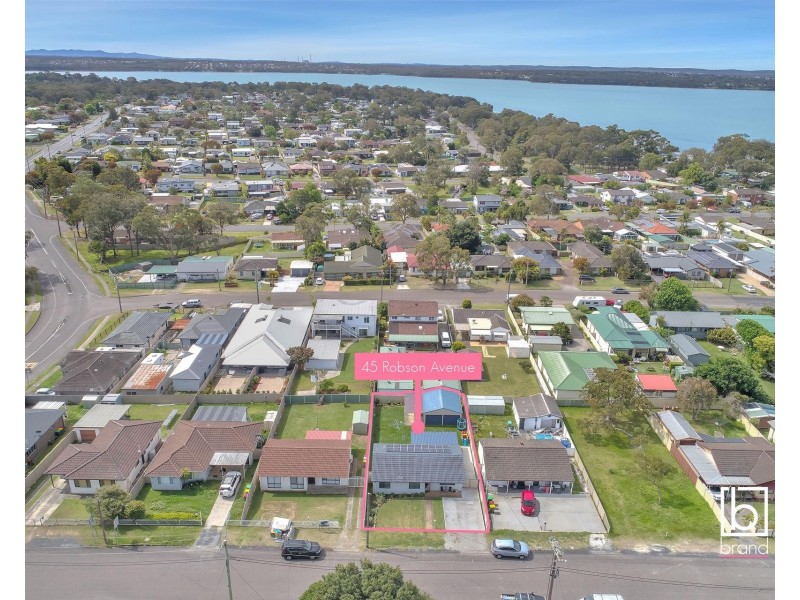 45 Robson Avenue, Gorokan NSW 2263