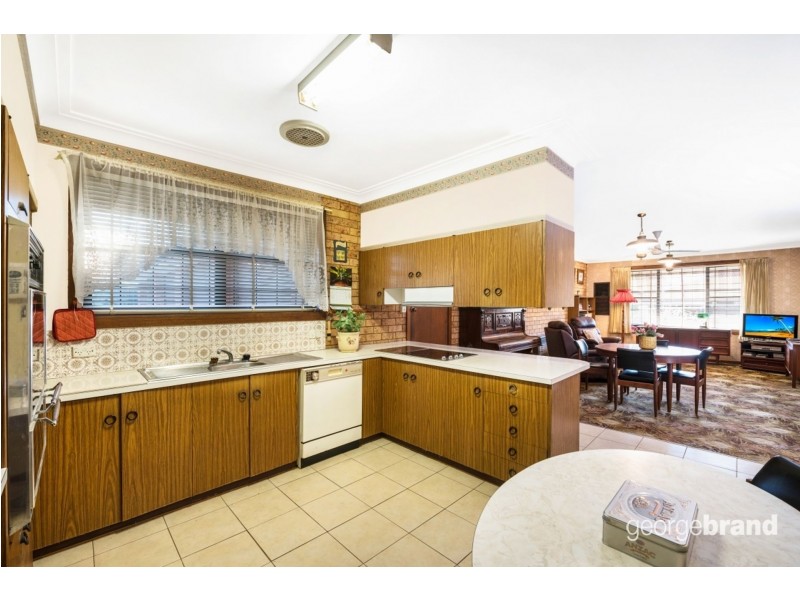 90 Collinson St, Tenambit NSW 2323