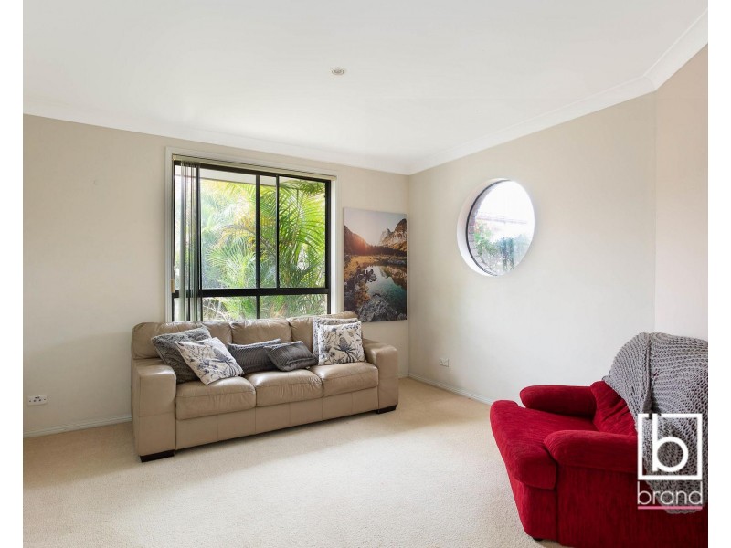 53 White Swan Avenue, Blue Haven NSW 2262