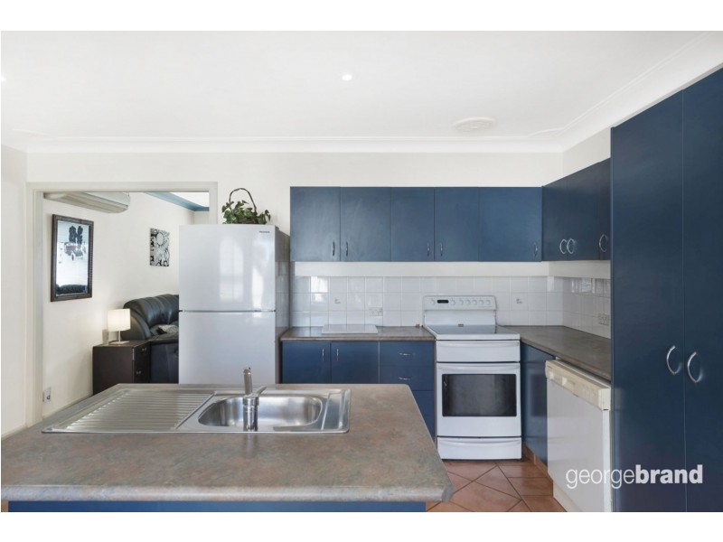 19 Wallis Ave, Canton Beach NSW 2263