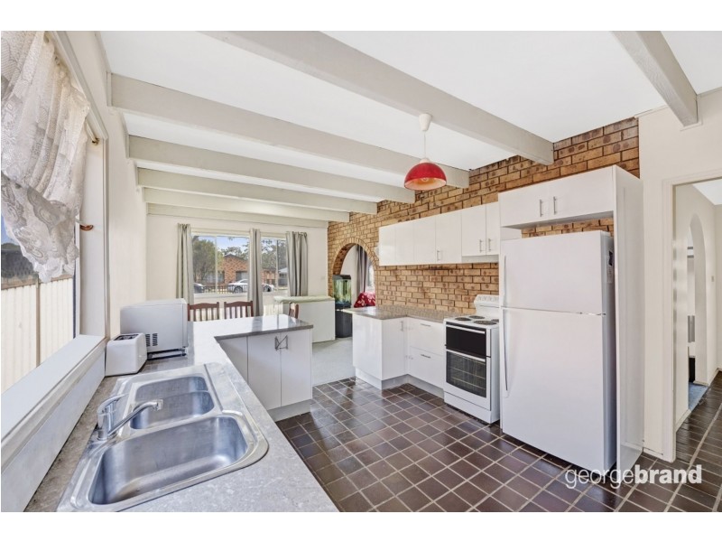 3 Kanimbla Ave, Charmhaven NSW 2263