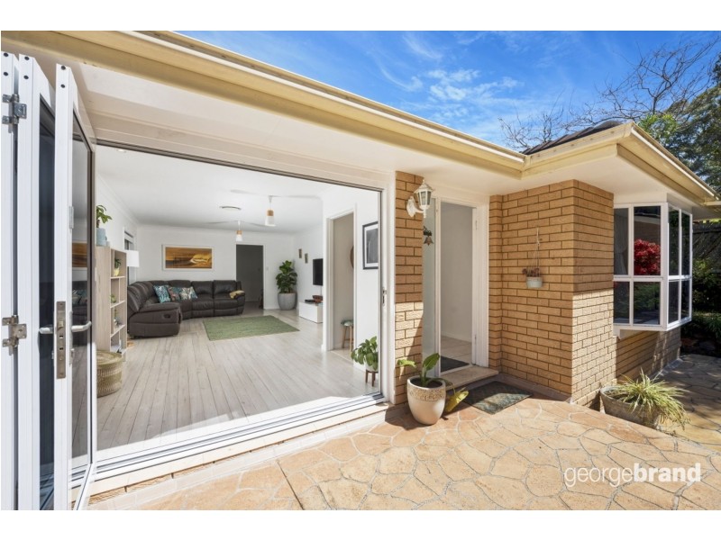 70 Lake Shore Drive, North Avoca NSW 2260