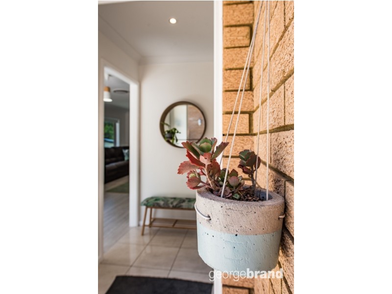 70 Lake Shore Drive, North Avoca NSW 2260