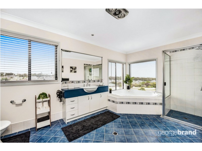 162 Roper Road, Blue Haven NSW 2262