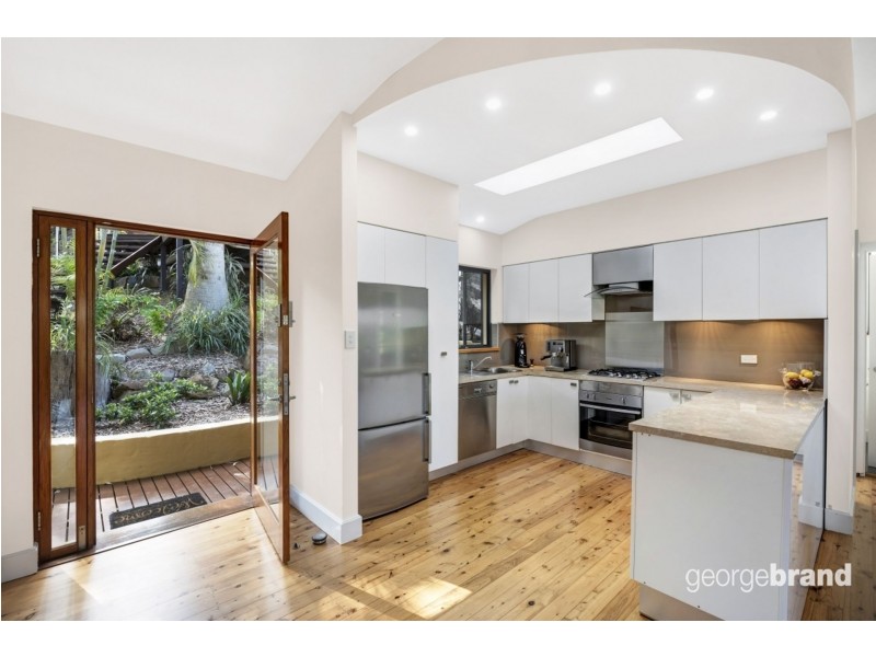 20 Beachcomber Parade, North Avoca NSW 2260