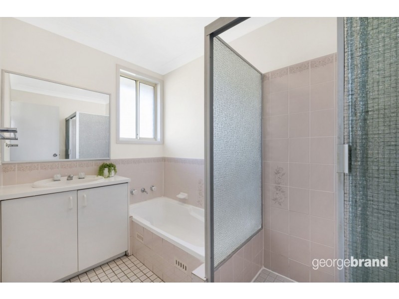 19 White Swan Avenue, Blue Haven NSW 2262