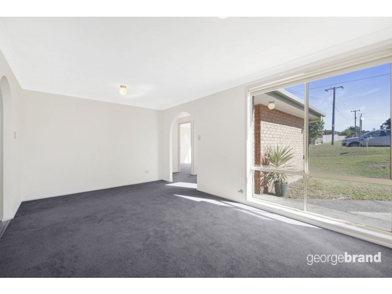 19 White Swan Avenue, Blue Haven NSW 2262