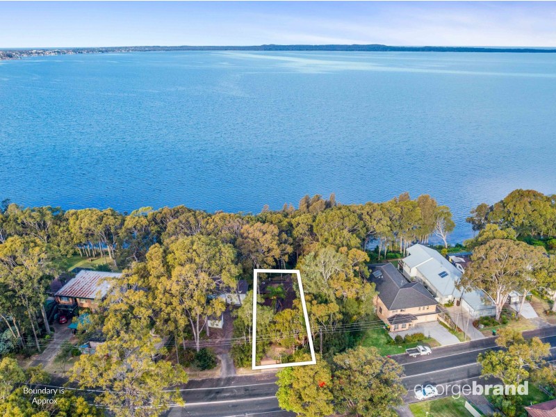 50 Tuggerawong Rd, Wyongah NSW 2259