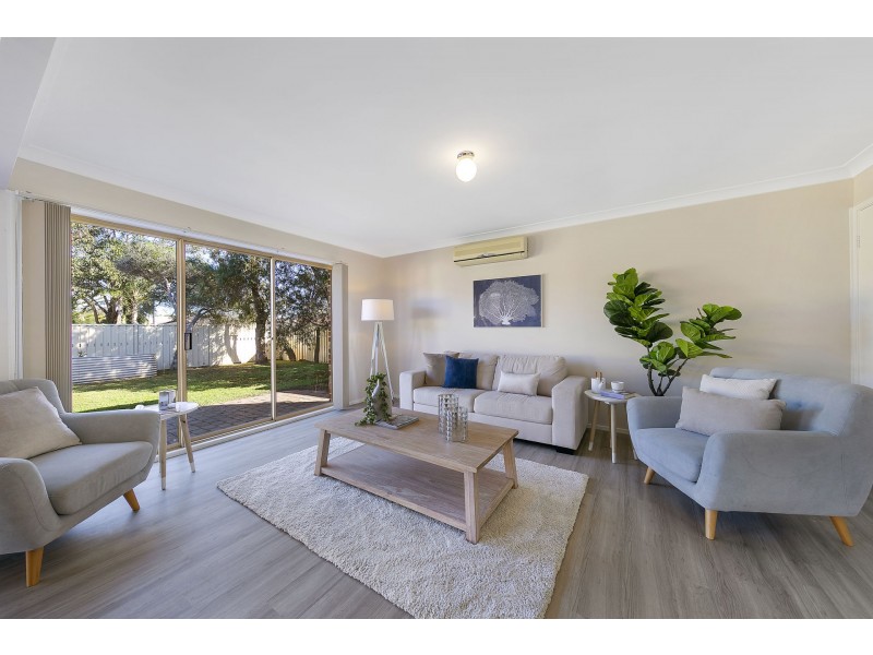 27 Dunning Avenue, Bateau Bay NSW 2261