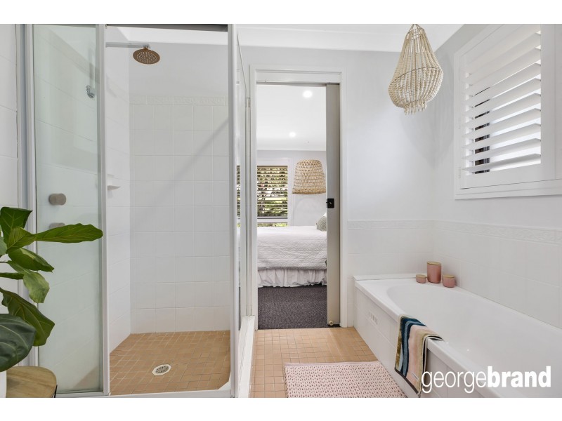 25 Whiting Avenue, Terrigal NSW 2260