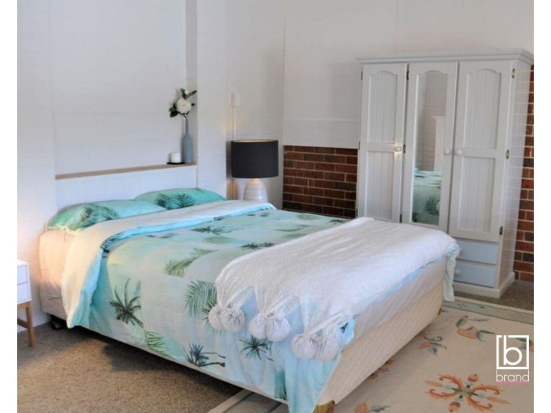 2/50 Bradleys Road, North Avoca NSW 2260