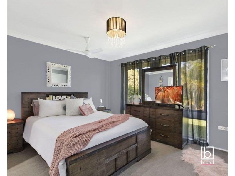 47 Kerry Crescent, Berkeley Vale NSW 2261