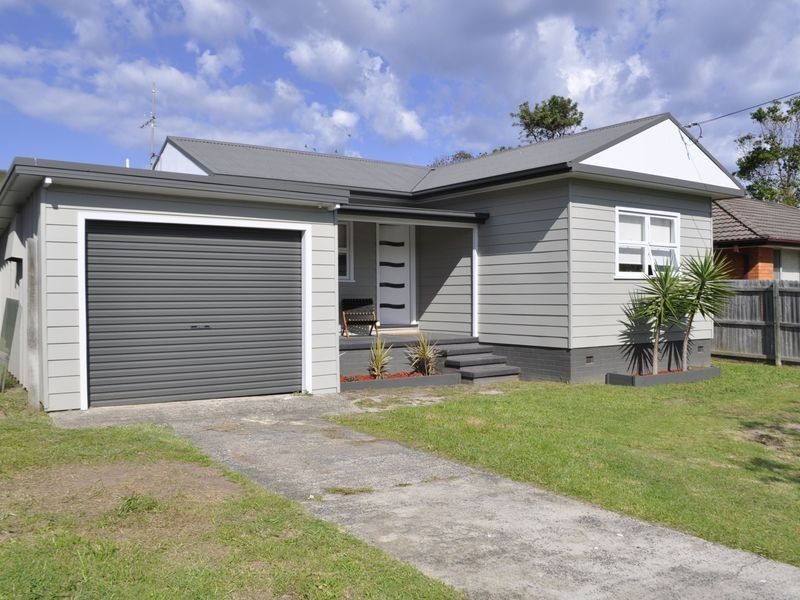 1018 The Entrance Road, Forresters Beach NSW 2260