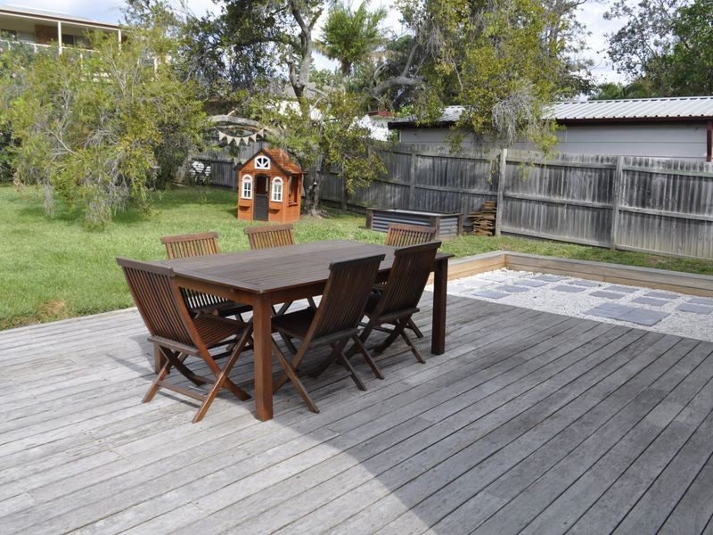 1018 The Entrance Road, Forresters Beach NSW 2260