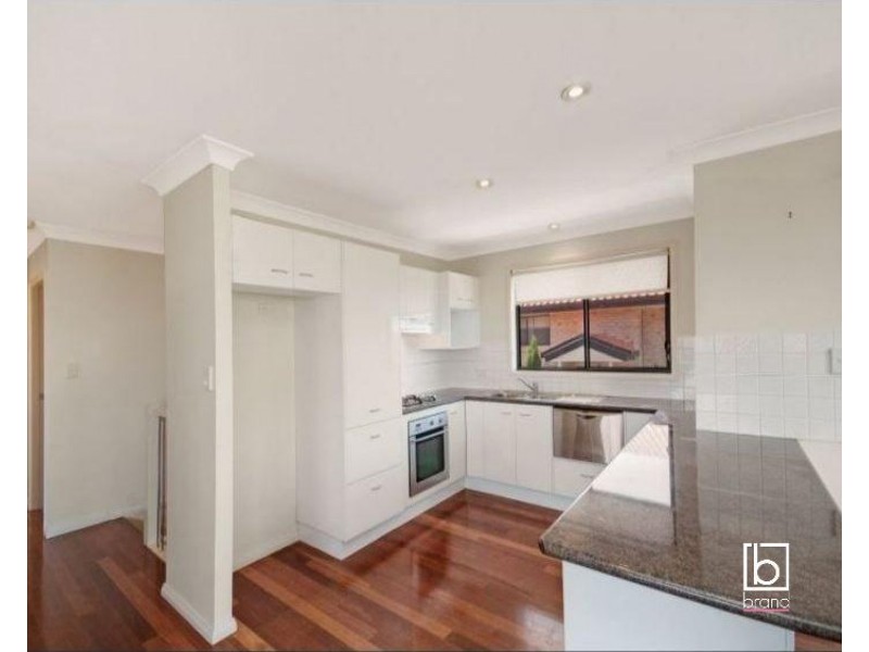 4/52-54 Wells Street, East Gosford NSW 2250