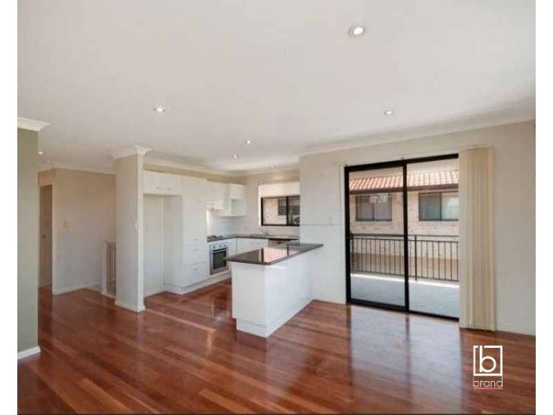 4/52-54 Wells Street, East Gosford NSW 2250