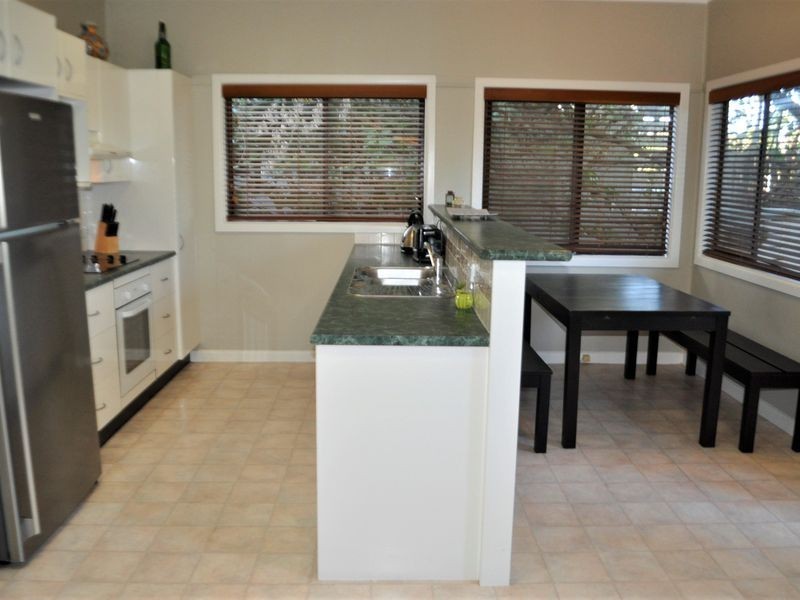 19 North Avoca Parade, North Avoca NSW 2260