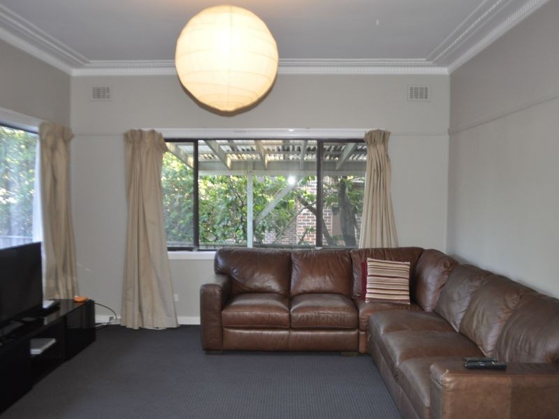 19 North Avoca Parade, North Avoca NSW 2260