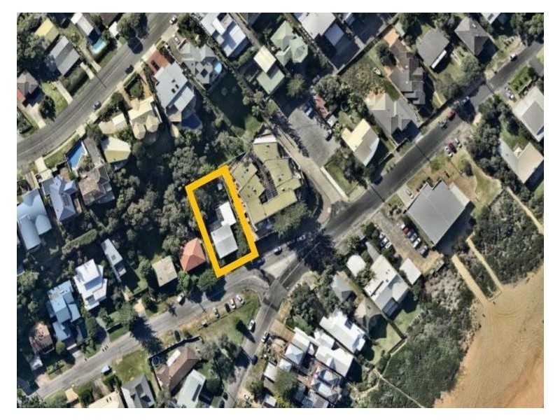 19 North Avoca Parade, North Avoca NSW 2260