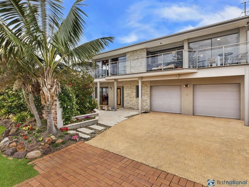4 Pacific View Street, Forresters Beach NSW 2260