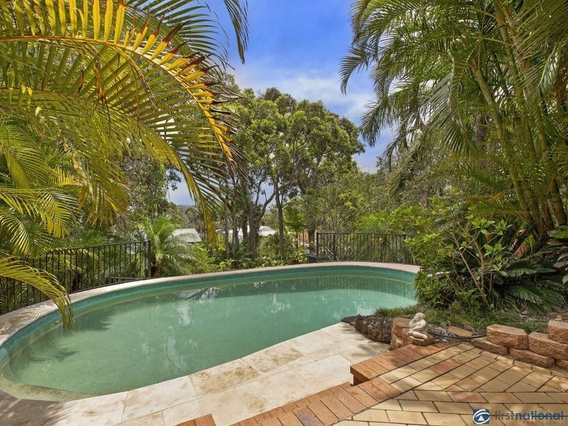 4 Pacific View Street, Forresters Beach NSW 2260