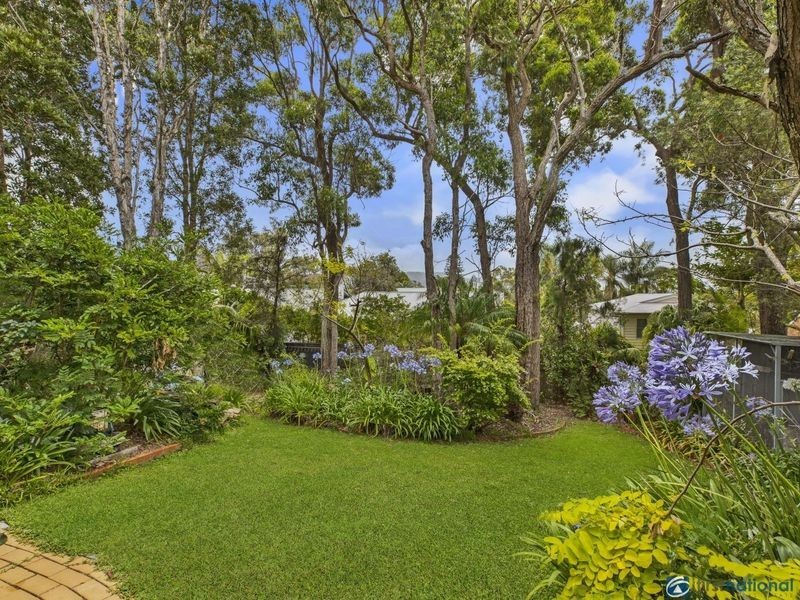 4 Pacific View Street, Forresters Beach NSW 2260