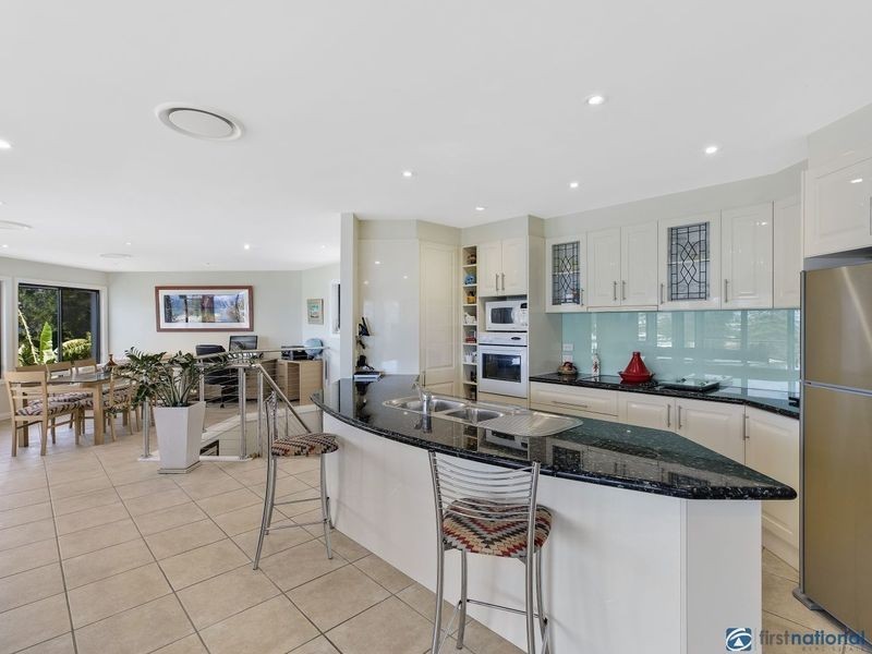 150 Avoca Drive, Avoca Beach NSW 2251