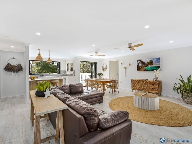 25 Whiting Avenue, Terrigal NSW 2260