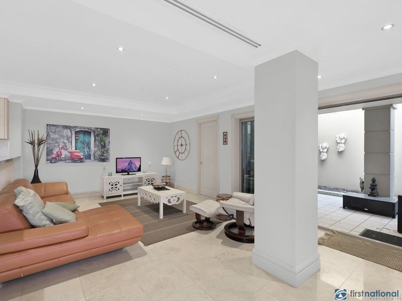 2/8 Terrigal Esplanade, Terrigal NSW 2260