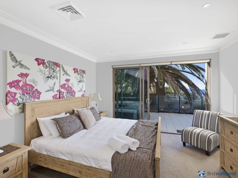 2/8 Terrigal Esplanade, Terrigal NSW 2260