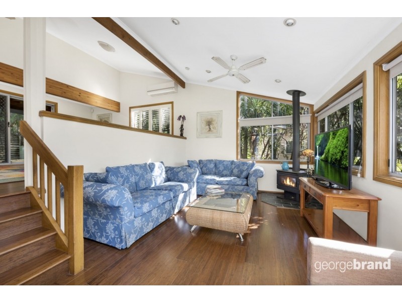 14 Harcourt Place, North Avoca NSW 2260