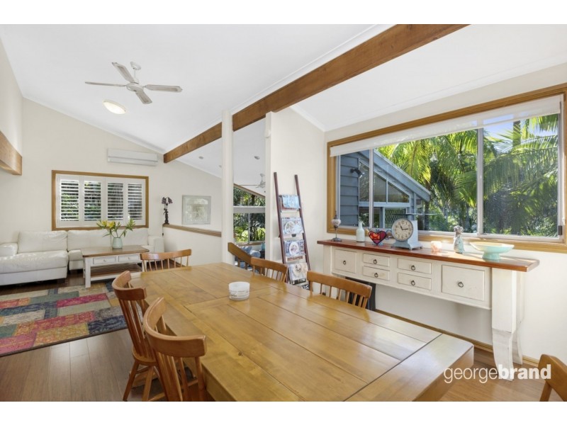 14 Harcourt Place, North Avoca NSW 2260