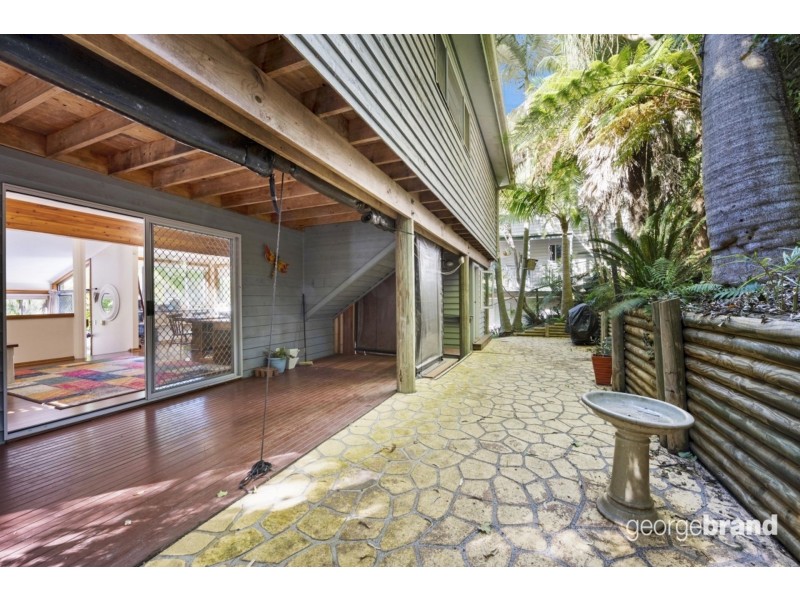 14 Harcourt Place, North Avoca NSW 2260