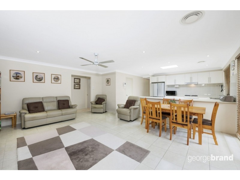 55 Waterside Drive, Woongarrah NSW 2259