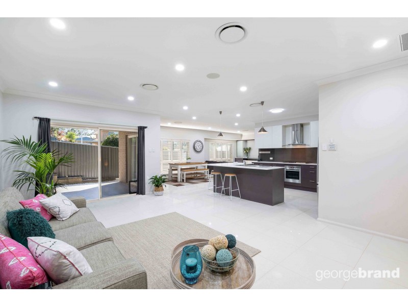 8 Fairlight Circuit, Mardi NSW 2259