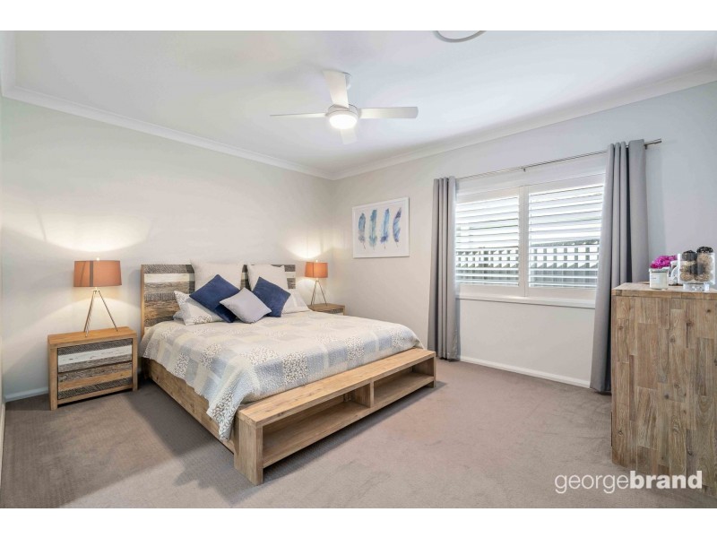 8 Fairlight Circuit, Mardi NSW 2259