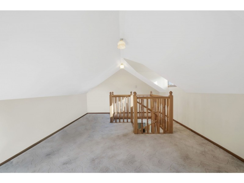 9 Tuross Close, Lake Haven NSW 2263