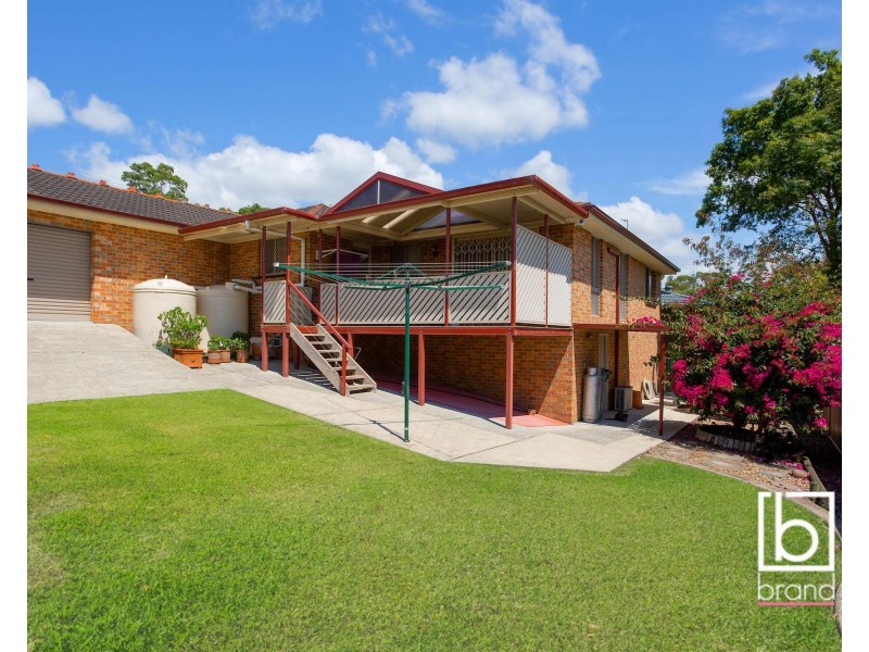 35 Hillside Drive, Berkeley Vale NSW 2261