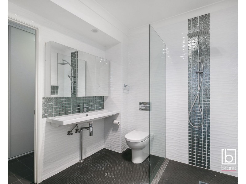 50 Piper Drive, Hamlyn Terrace NSW 2259