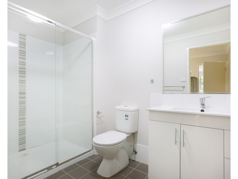 4/8 Stockton Street, Morisset NSW 2264