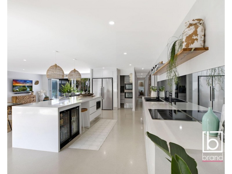 28 Lumeah Ave, Wamberal NSW 2260