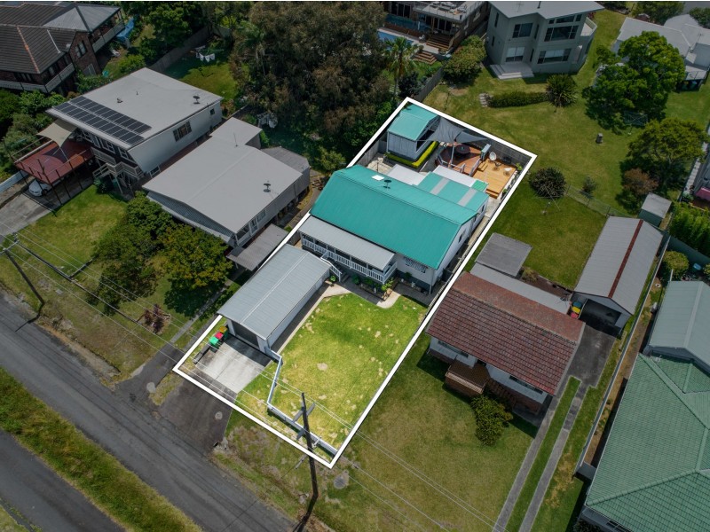 27 Diamond Head Drive, Budgewoi NSW 2262