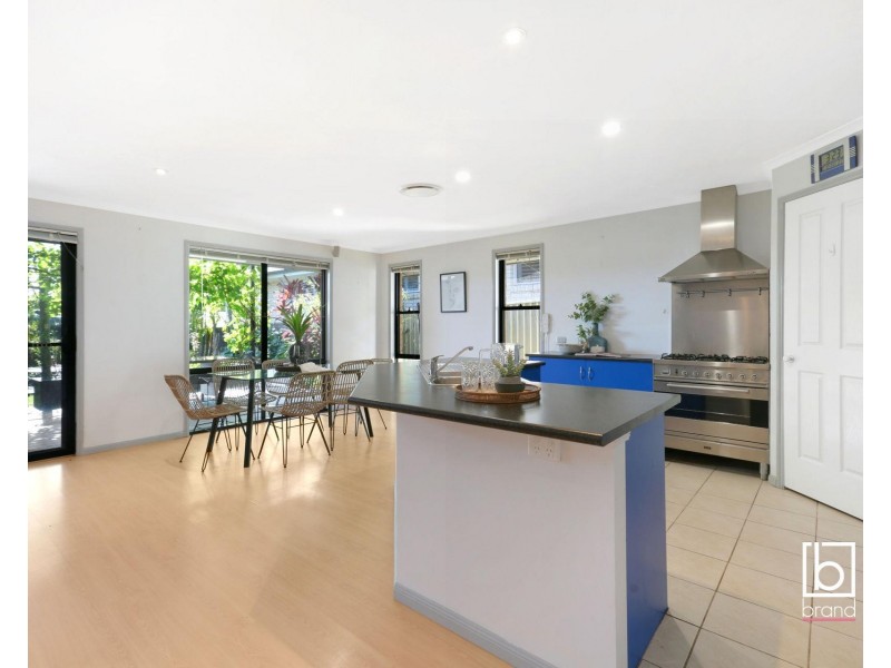 8 Foxtail Crescent, Woongarrah NSW 2259
