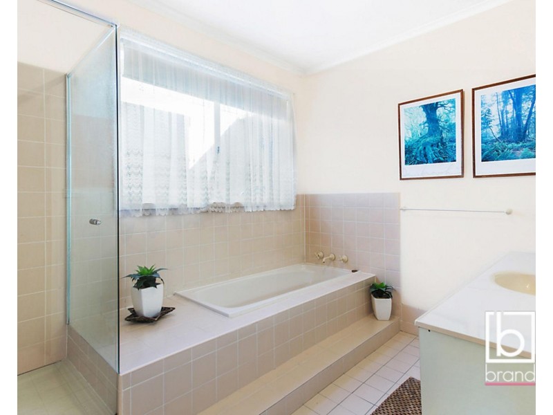 35 Weemala Street, Budgewoi NSW 2262