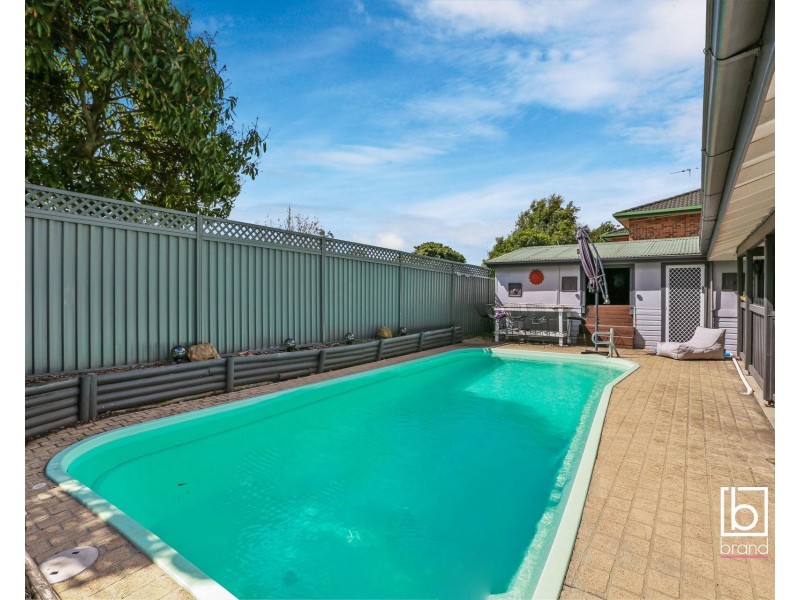 104 Griffith Street, Mannering Park NSW 2259