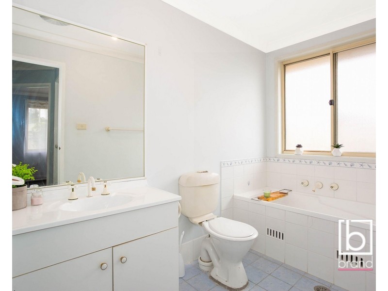 8 Rosella Circuit, Blue Haven NSW 2262